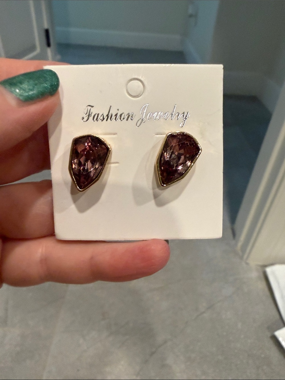 Fashion Jewelry Teardrop Crystal Stud Earrings - Purple